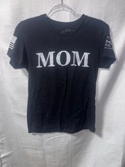Grunt Style Women’s Mom Defined Graphic Short Sleeve T-Shirt