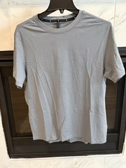 Kenneth Cole Small Core Relaxed T-Shirt Gray Crewneck Stretch UPF 50+ $49