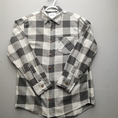 Field & Streams Men’s Gray Plaid Flannel Button-Up Shirt Long Sleeve SM