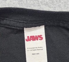 Jaws Movie Graphic T-Shirt Mens L Black Shark Poster Art 100% Cotton Tee