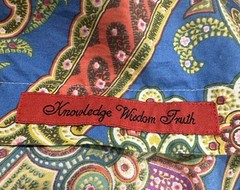 EUC Robert Graham Men’s 2XL Sarsparilla Long Sleeve Button Down Shirt 2010