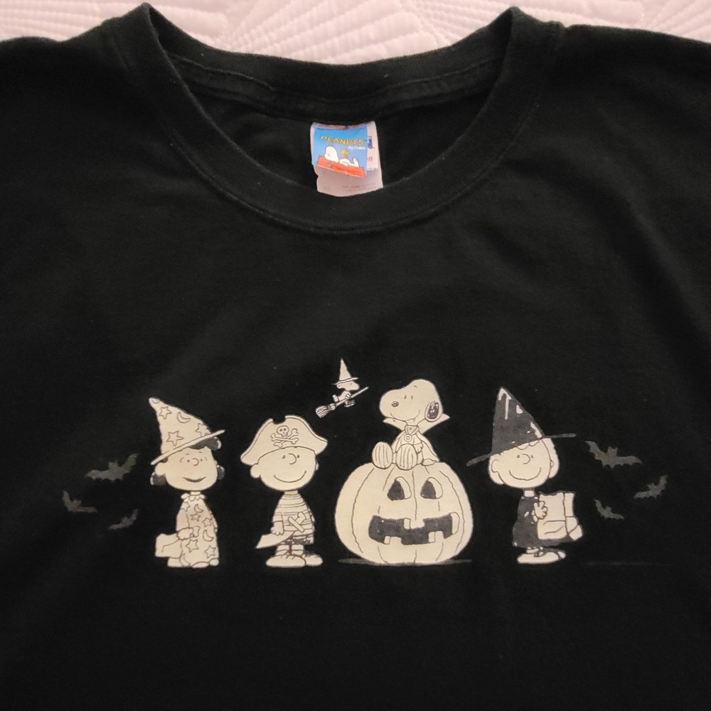 Peanuts Halloween Glow In Dark T-shirt Snoopy Charlie Brown XL Great Pumpkin