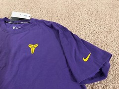 Nike Lakers Purple Gold crest Kobe 8 24 forever black mamba mentality t shirt L