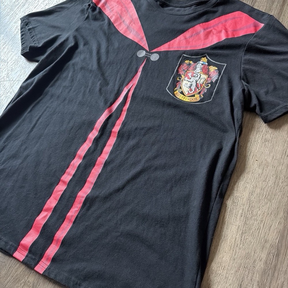 Harry Potter Wizarding World Black Gryffindor Crest Red Tie Tee Mens L