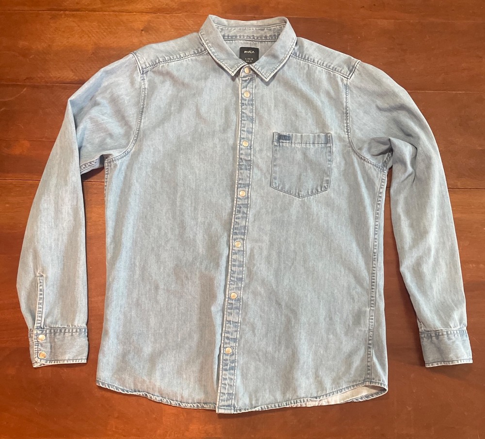 RVCA Light Denim snap shirt – Perfectly broken in – Slim Fit L – Long sleeve