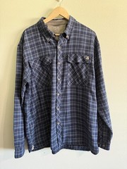 Huk Shirt Men’s XL Blue Plaid Flannel Button Up Performance Fishing Camp Outdoor