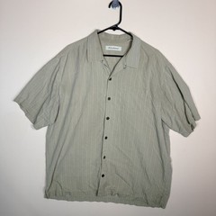 Tommy Bahama 100% Silk Button Up Island Hawaiian Shirt Tan Men’s XL