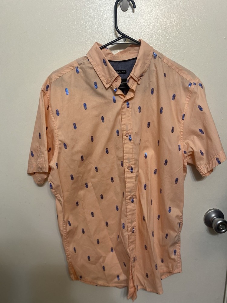 DRILL CLOTHING COMPANY Button Front Shirt Men Size Small Pink Pineapple Print SS