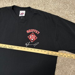 Vintage y2k Ken Griffey JR #30 Tshirt Cincinnati Reds Men Size XL 2000 MLB