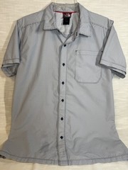 The North Face Men’s Short Sleeve Button Up Shirt Gray Pinstripes Size Large