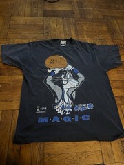 Vintage Tultex Bugs Bunny Orlando Magic T Shirt Size XL NBA Basketball