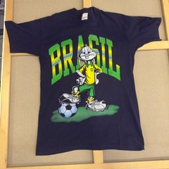 looney tunes brazil national football team bugs bunny screen stars t shirt