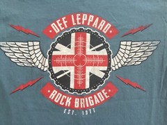 Def Leppard Rock Brigade 2018 Tour Merch Rock Music Adult Graphic T-Shirt Small