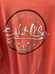 Lot of 2 Mens Large graphic t’s. Coral Salt Life and Navy blue Avalanche.