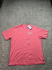 Nike SB T Shirt Large Mens Pink Loose Fit The Nike Tee Skateboarding NWT