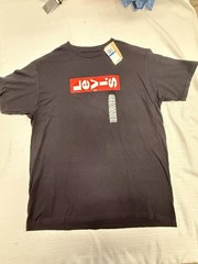 Levis Mens XL Black Batwing Logo Graphic T Shirt Red Box Logo NWT New