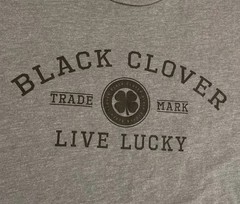 Black Clover Shirt Mens Medium Gray Live Lucky Clover Graphic Tee Tagless