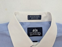 Stafford Men’s Dress Shirt Size 15.5 x 32/33 Blue White Collar Wrinke Free