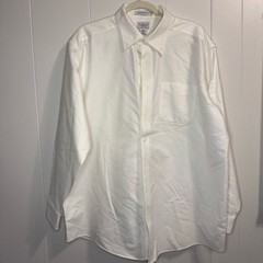 L.L. Bean Men’s White Button Down Dress Shirt. In Size 17-34 100% Cotton