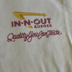Vintage In-N-Out Burger Drive In Car Graphic Shirt Hanes Beefy White Mens M Y2K