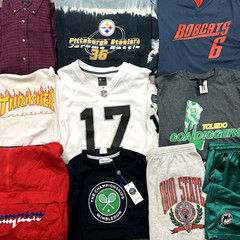 Vtg T-Shirt Sports Jersey Lot 10 pcs Resale Wholesale Bundle NFL Team Mix Tees