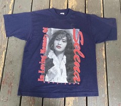 Vintage 90s Selena Memorial 20” x 25” – In Loving Memory Memorial T-shirt Large