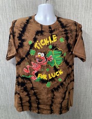 Mens Brown Tickle For Luck Elmo St Patricks Day T-Shirt 22 In Armpit