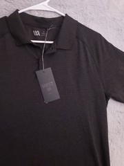 NEW VRST Shirt Mens Small Circuit Seamless Performance Stretch Nylon Blend NWT S