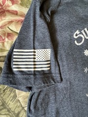 Grunt Style Surrounded By Snowflakes T-Shirt Men’s Large Gray Patriotic Graphic