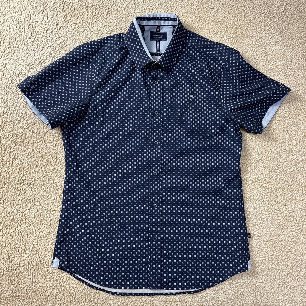7Diamonds Button Up Shirt Men’s Small Navy Blue 4 Way Stretch Short Sleeve