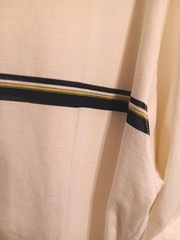 QuikSilver T Shirt Men Beige V Neck XL Short Sleeve