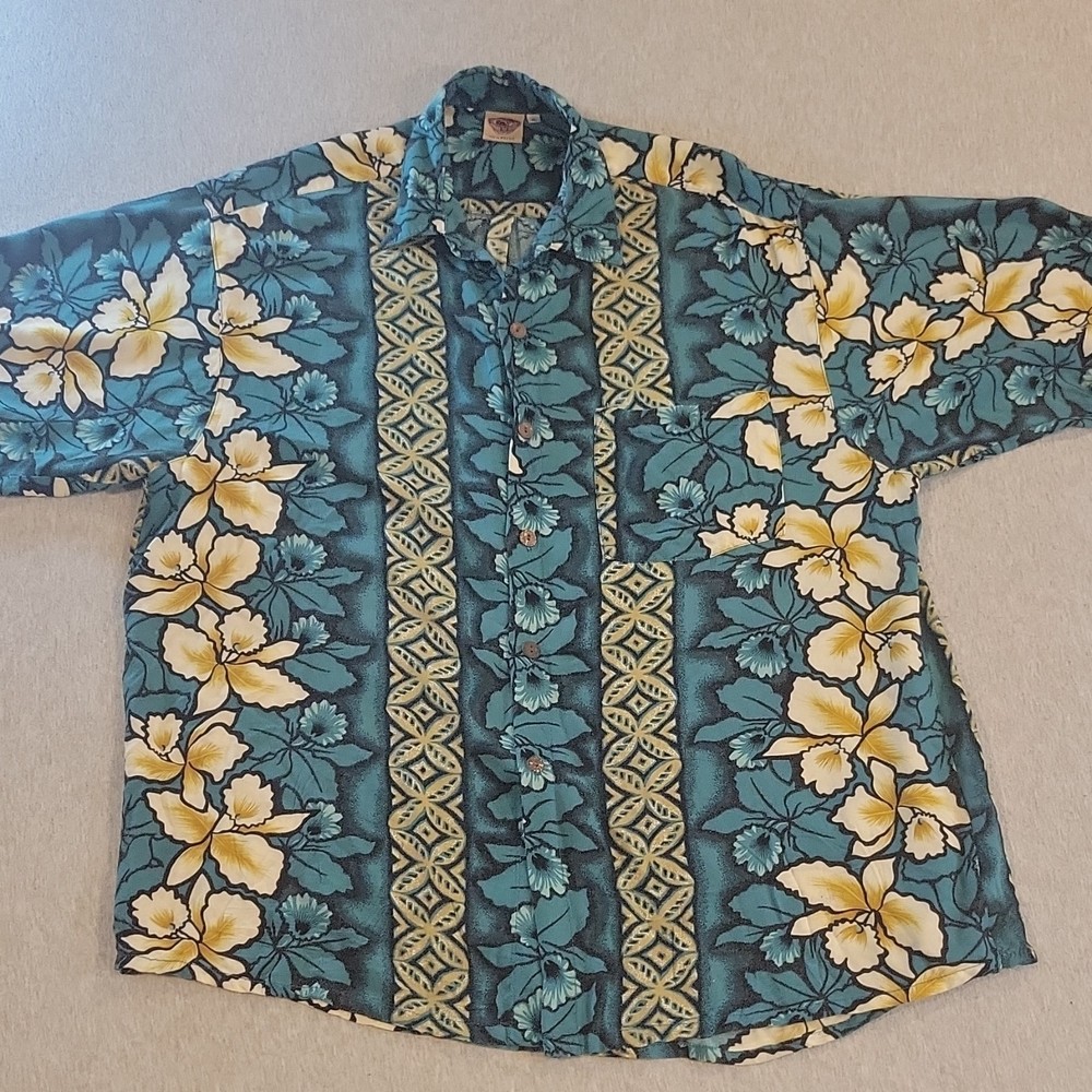 Round the Globe Men’s XL Short Sleeve Hawaiian Rayon Button-Up Shirt