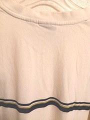 QuikSilver T Shirt Men Beige V Neck XL Short Sleeve