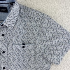 7 Diamonds Cube 4 Way Stretch Woven Shirt Mens Small Short Sleeve Button Up