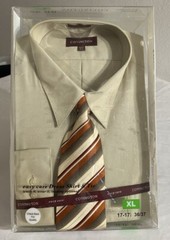 New Covington Mens Shirt with Tie in Gift Box XL Neck 17-17.5 Sleeves 36/37 Beig