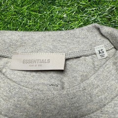Fear of God Essentials T-Shirt SS22 Dark Oatmeal Gray – 100% Authentic (XS-XL)