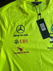 Brand New – Mercedes F1 – Tommy Hilfiger Team Issue Set-Up T-Shirt – XS