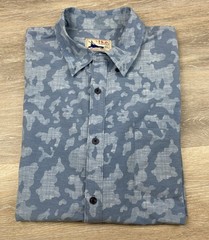 Huk Kona fishing Shirt Mens 2XL Blue Camo Short Sleeve Performance Stretch