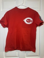 2016 Reds Baseball Hall of Fame T-shirt Griffey #30 Size: Medium