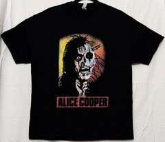 Alice Cooper Trash Large Black Band Tee Shirt 21.5″ W X 27.5″ L Bella Canvas Tag
