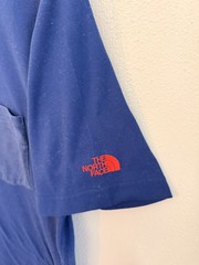 North Face Short Sleeve Pocket T-Shirt – Red/Blue – Large