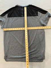 Spyder Active T Shirt Men’s Large Gray Chest Logo Track Gym Casual
