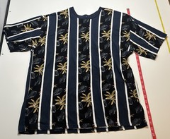 Pacsun Men’s Size-XL T-shirt Palm Leaf Pattern