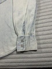 Levis Denim Western Shirt L Pearl Snap Acid Wash Cowboy Distressed Barstow