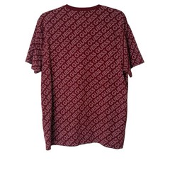 Guess Short Sleeve T-Shirt Maroon Men’s XL Silver Logo All Over print
