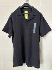 New All in Motion Men’s Black Button Up Resort Shirt
