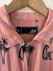 …LOST enterprises Pink Tropical Palm Tree Print Button-Up Shirt XL