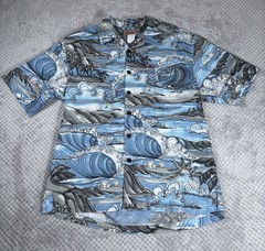 Vintage Quicksilver Hawaiian Shirt, Blue, Sea & Waves Pattern Mens Size L Surf.