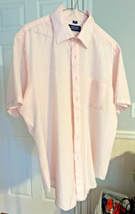 VAN HEUSEN SUPER SILK PINK DRESS SHIRT 16 1/2 SHORT SLEEVE 100% WOVEN POLYESTER