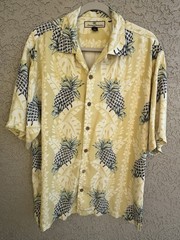 Tommy Bahama Men’s Silk Shirt Hawaii Floral Pineapple Yellow Tropical Size M
